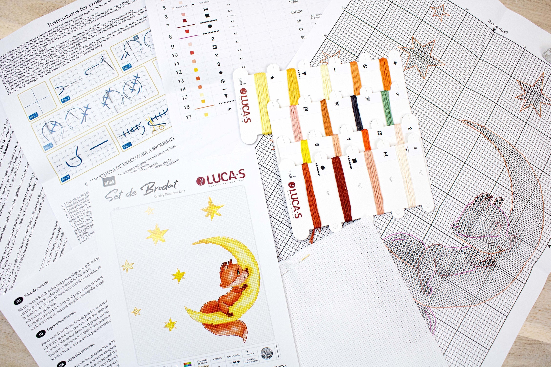 Kit de broderie în cruce Luca-S B1189 Fox 3, Vulpiță pe lună crescătoare, Material Aida 16 ct Zweigart, Ață Anchor muline, 12 x 14 cm