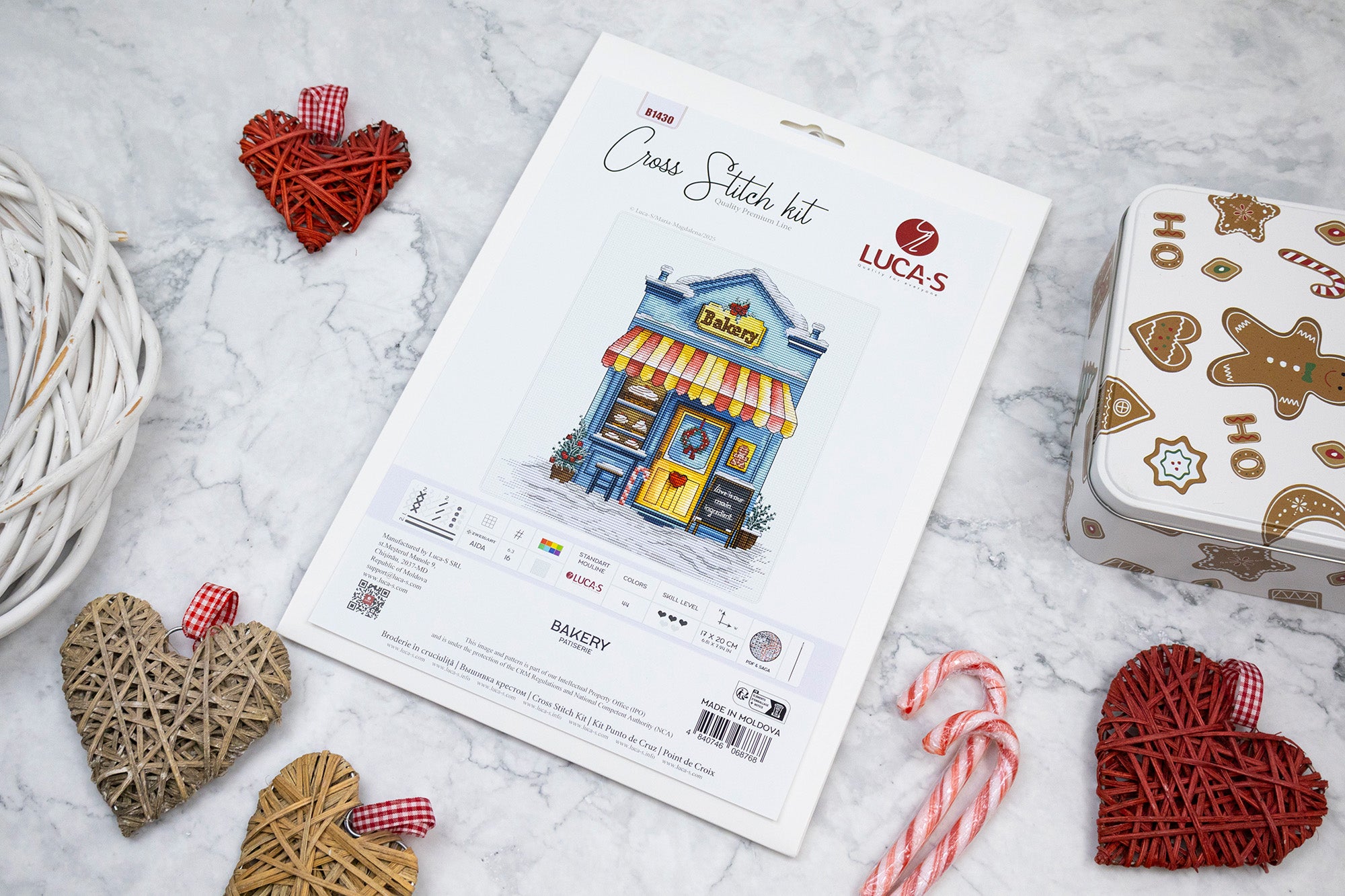 Luca-S B1430 Bakery Cross Stitch Kit, Zweigart Aida 16ct Fabric, 100% Cotton Thread, 44 Colors, 17 x 20 cm Finished Size