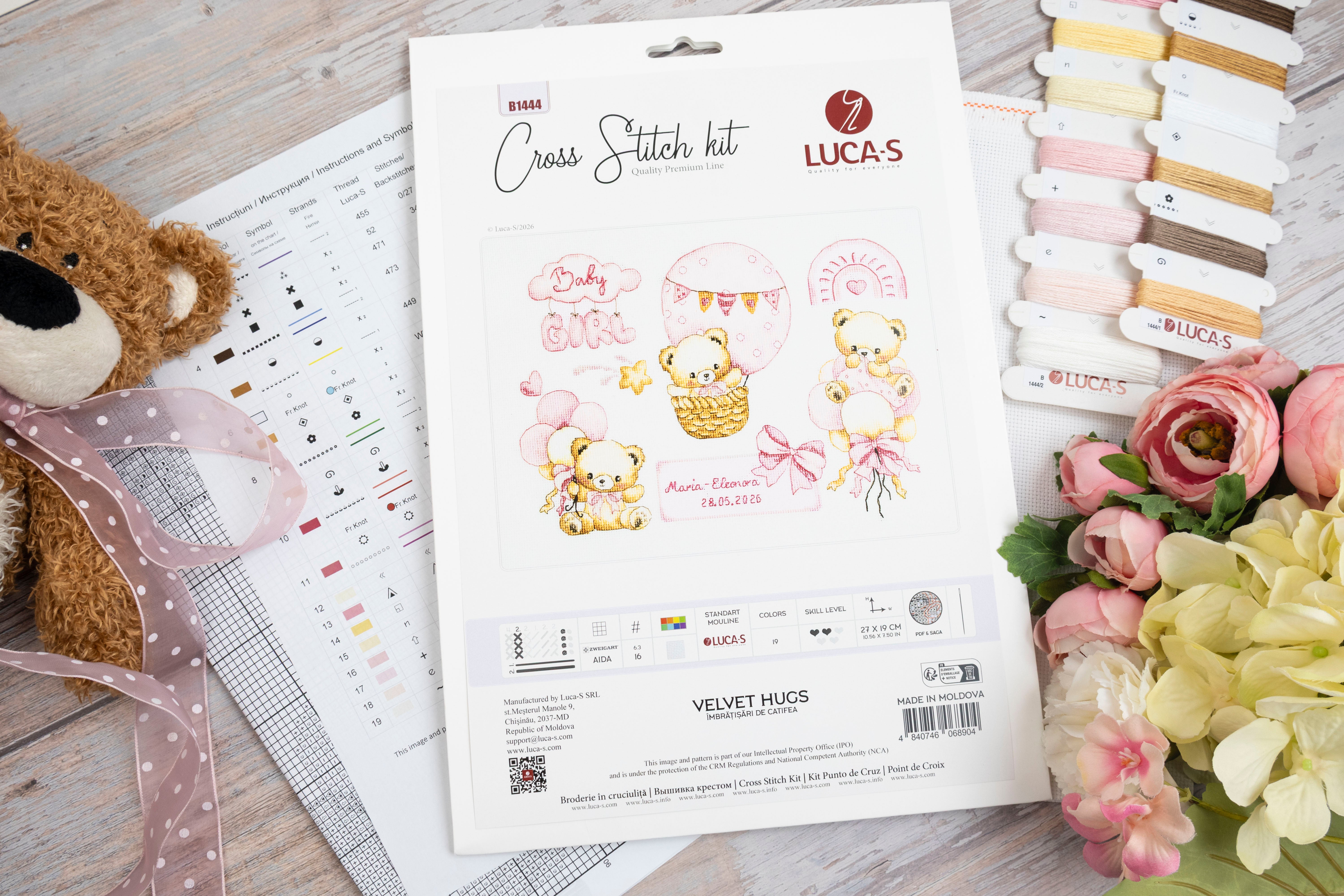 Набор для вышивания крестиком Luca-S B1444 Velvet Hugs (Бархатные объятия), ткань Zweigart Aida 16, нити 100% хлопок, размер 27 x 19 см, 19 цветов