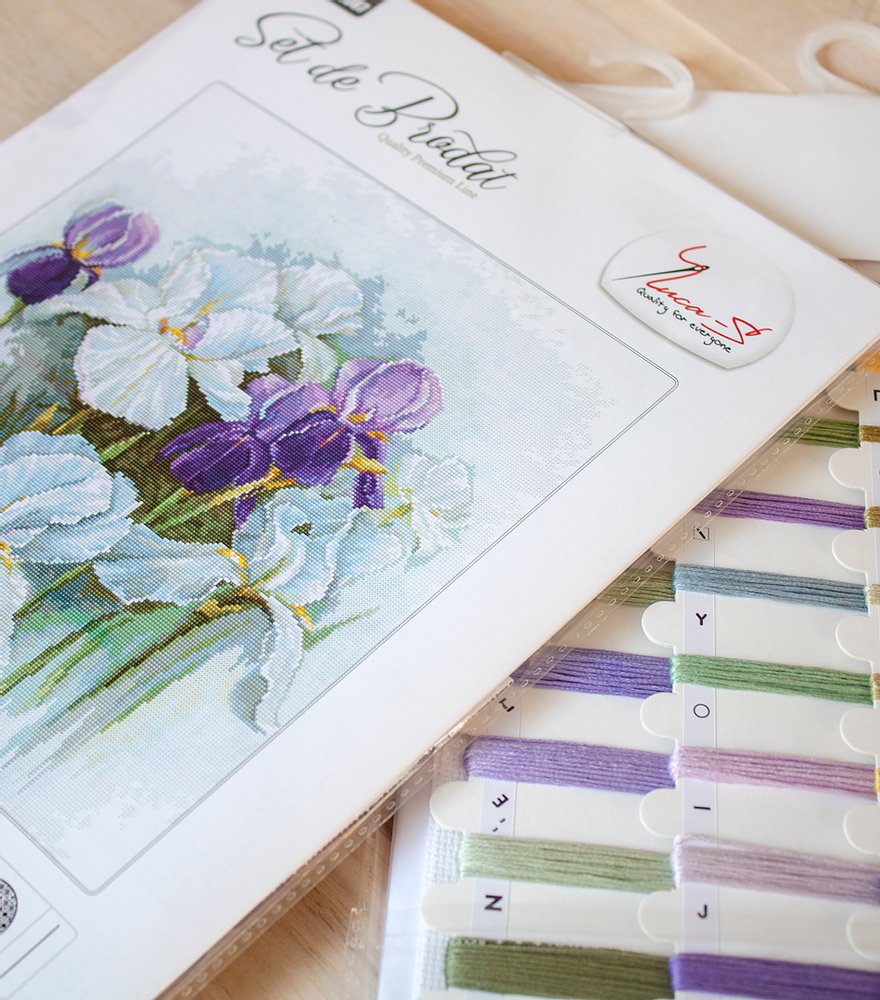 Kit de broderie în cruce Luca-S B2367 Iriși Premium Line, Material Aida Zweigart 18 ct, Ață de mătase Anchor, 46 Culori, 28x31 cm