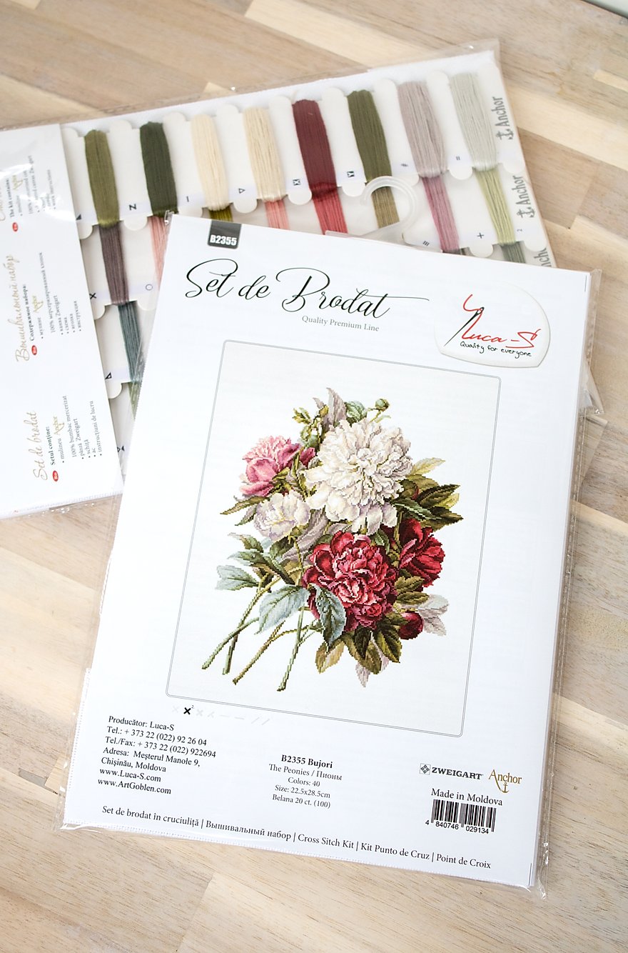 Luca-S B2355 The Peonies Cross Stitch Kit, 40 Colors, 22.5x28.5cm, Zweigart Belana 20ct Fabric, Anchor Muline Premium Threads