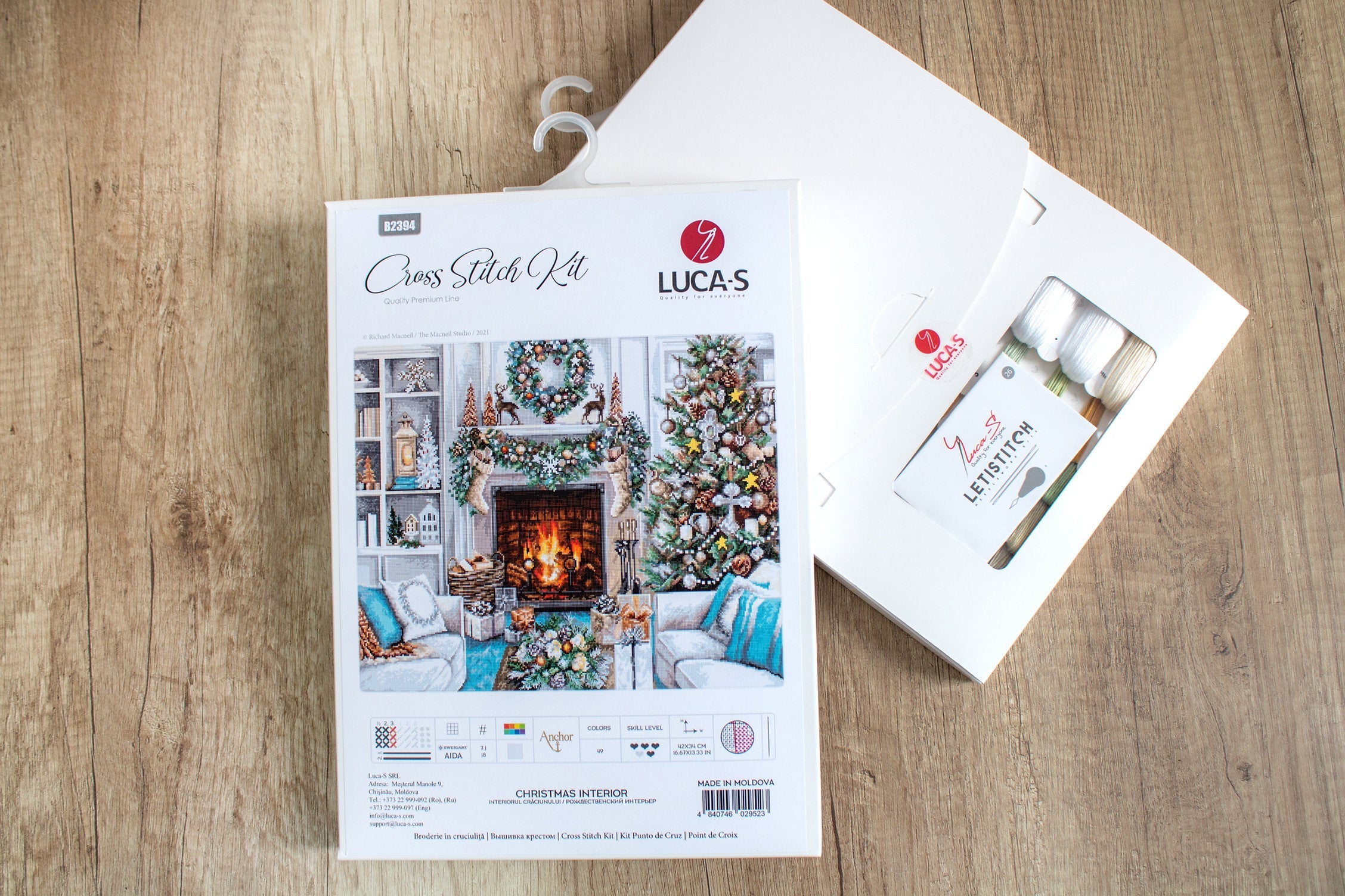 Luca-S B2394 Christmas Interior Cross Stitch Kit, 42 x 34 cm, Aida 18 ct Zweigart Fabric, Anchor & Metallic Threads, 49 Colors