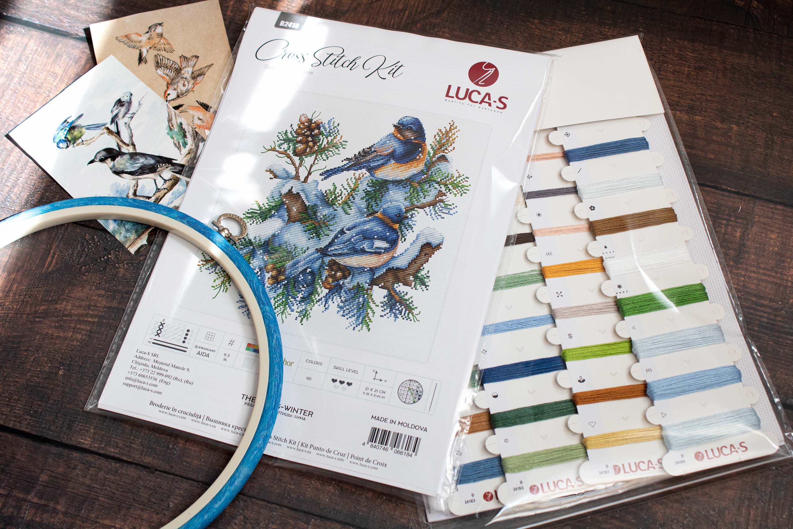 Luca-S B2418 The Birds-Winter Cross Stitch Kit, Zweigart Aida 16 Fabric, Anchor Cotton Thread, 21 x 21 cm, 40 Colors