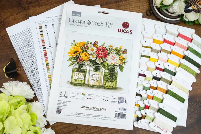 Kit Broderie Luca-S BA7064 Visează Înainte de Iubire, 180x145 Puncte, 23x18.5 cm, Material Zweigart Bellana, 49 Culori, Fir 100% Bumbac