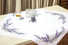 Dimensiune: 75x75 cm Dimensiune broderie: 63x63 cm Culori: 18 Pânză: Lugana 25 ct. (100) Ață: muline "Anchor" Lavanda, FM007