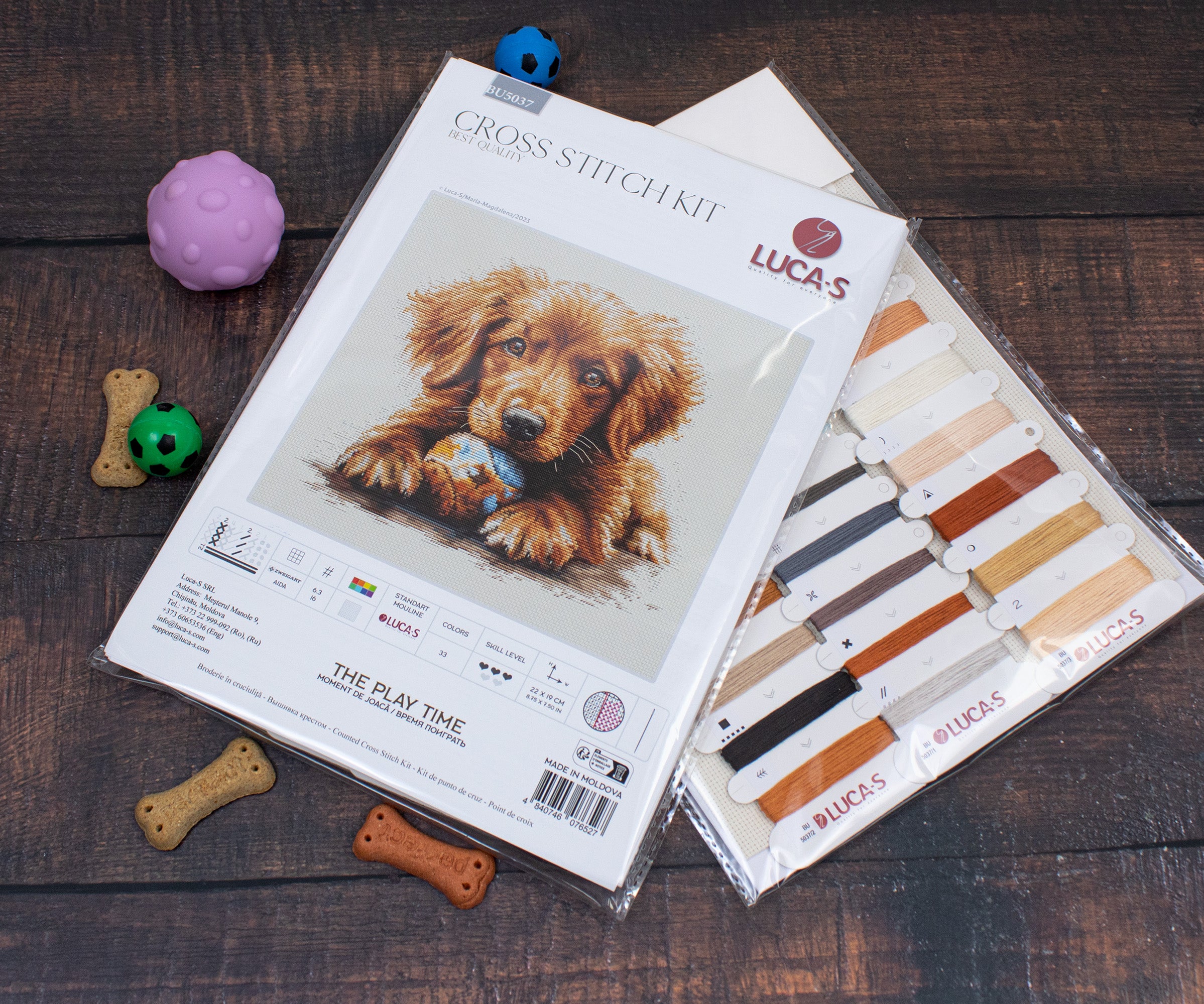 Luca-S BU5037 The Play Time Cross Stitch Kit, Golden Retriever Puppy, Aida 16 ct Canvas, 33 Colors, 22 x 19 cm, 100% Cotton Thread