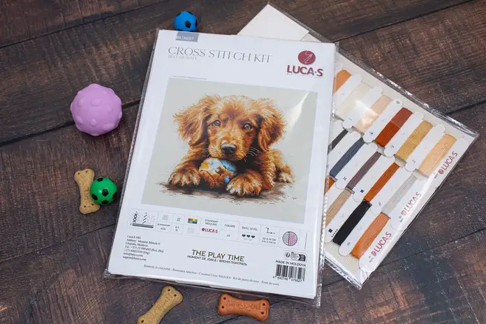 Luca-S BU5037 The Play Time Cross Stitch Kit, Golden Retriever Puppy, Aida 16 ct Canvas, 33 Colors, 22 x 19 cm, 100% Cotton Thread