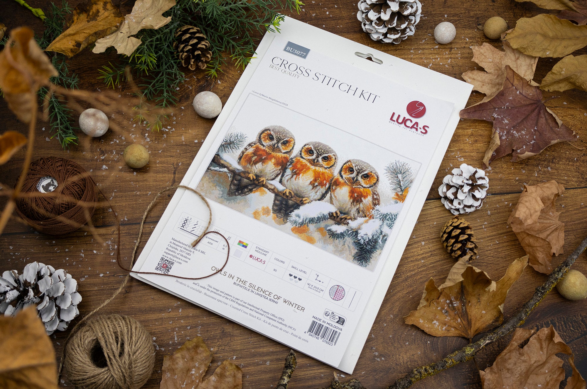 Luca-S BU5077 Owls in the Silence of Winter Cross Stitch Embroidery Kit, Zweigart Aida 16ct Fabric, 40 x 24.5 cm, 50 Colors, 100% Cotton Thread