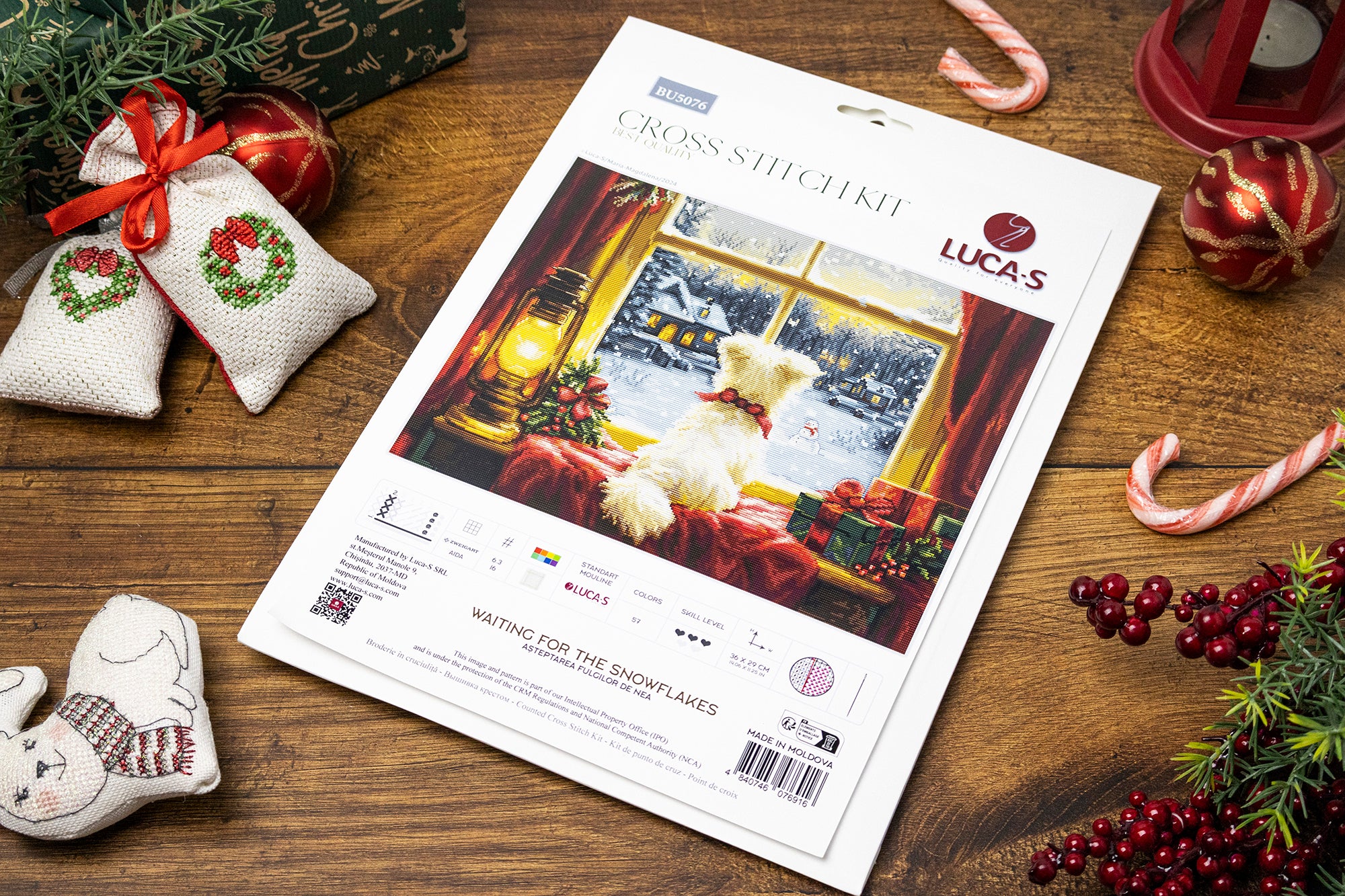 Набор для вышивания Luca-S BU5076 Waiting for the Snowflakes, 36x29 см, ткань Zweigart Aida 16 ct, 57 цветов, нити 100% хлопок