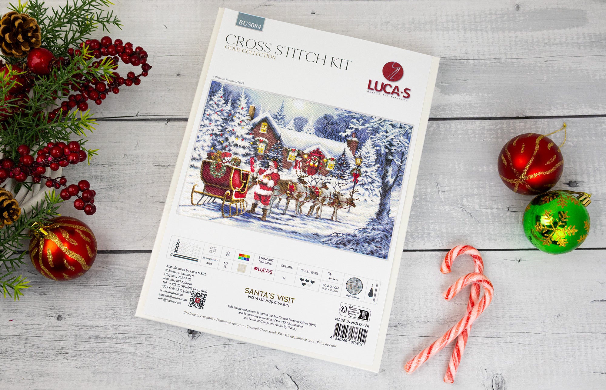 Luca-S BU5084 Santa's Visit Cross Stitch Kit, GOLD Collection by Richard Macneil, 50 x 33 cm, Zweigart Aida 16 ct Fabric, 61 Colors