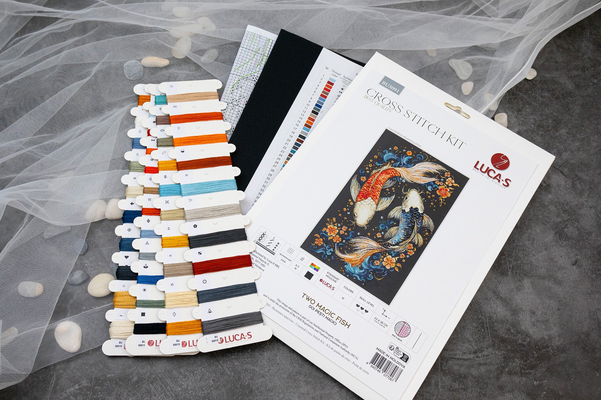 Luca-S BU5091 Two Magic Fish Cross Stitch Kit, 23 x 38 cm, Zweigart Aida 16 ct Fabric, 100% Cotton Threads, 41 Colors