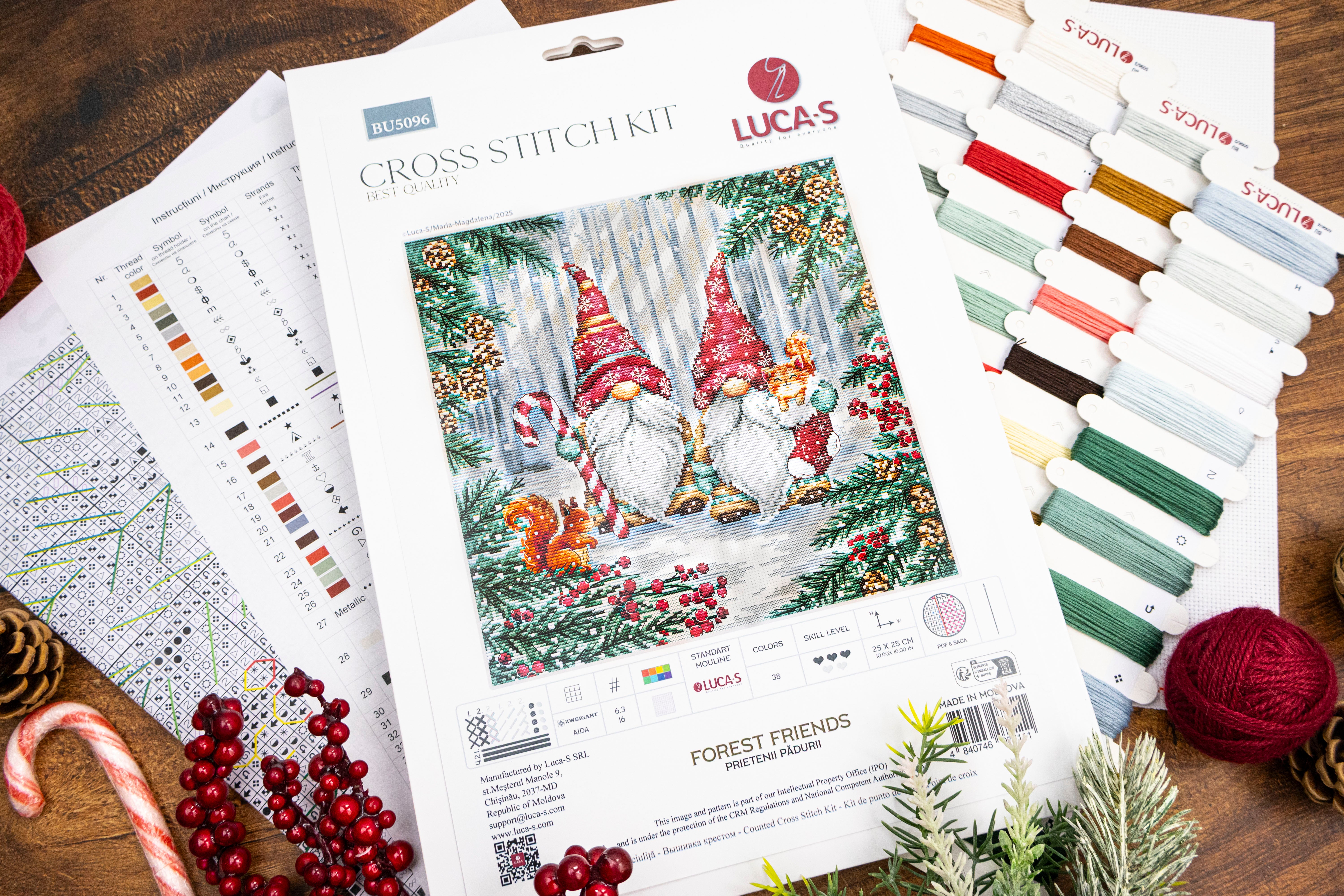 Kit Broderie Luca-S BU5096 Prietenii Pădurii, Dimensiune Finală 25 x 25 cm, Material Zweigart Aida 16 ct, 38 Culori, Include Ace și Schemă