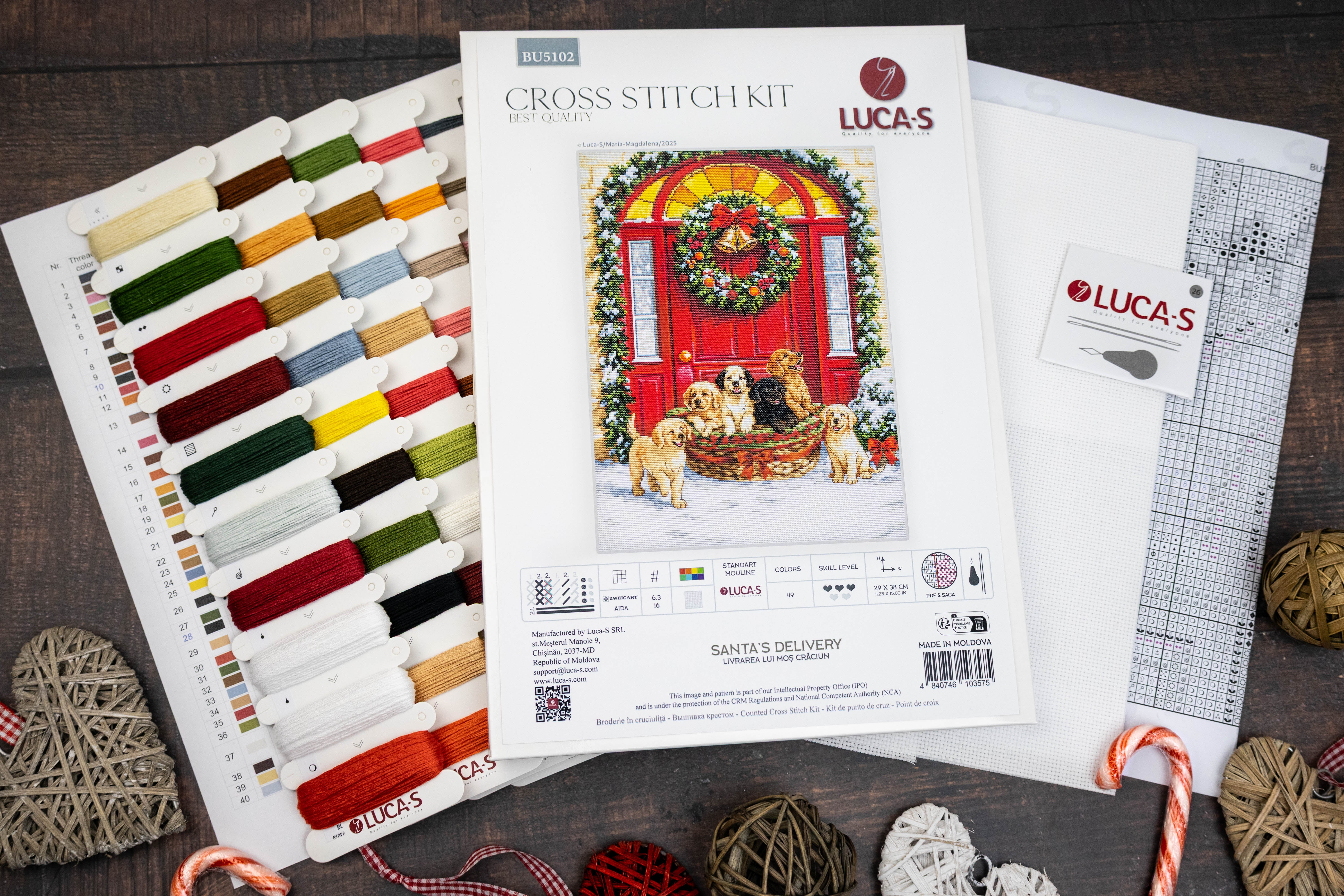 Kit Broderie Luca-S BU5102 Livrarea lui Moș Crăciun, Material Zweigart Aida 16 ct, Dimensiune Finalizată 29 x 38 cm, 49 Culori, Ață de Bumbac