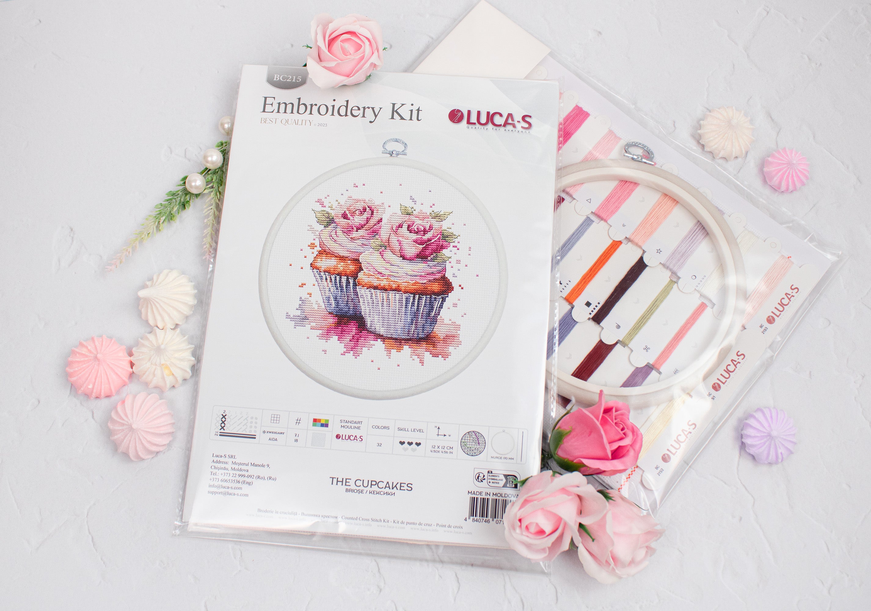 Набор для вышивания Luca-S The Cupcakes BC215, канва Zweigart Aida 18, размер 12x12 см, 32 цвета, хлопковые нити, в комплекте пяльцы и иглы