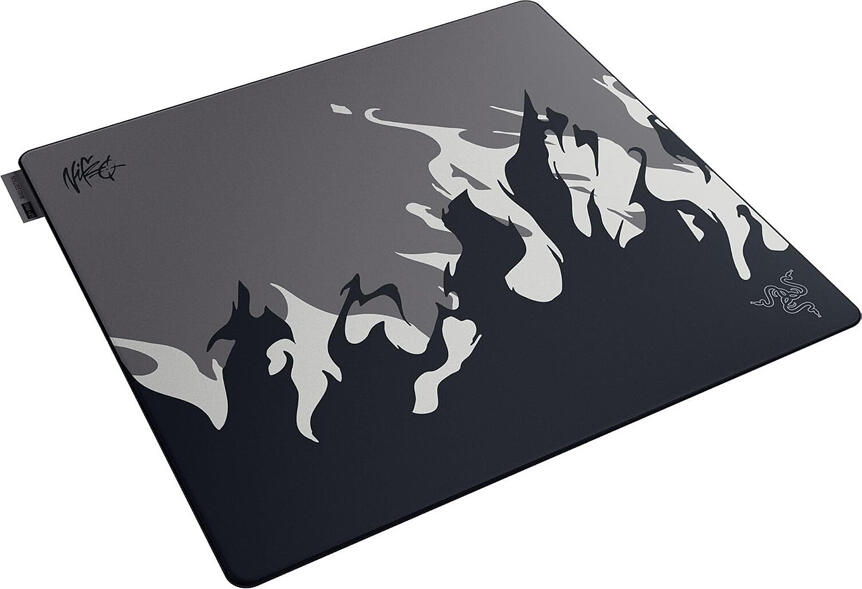 Pad gaming Razer Gigantus V2 Pro NiKo Edition, Marime L, 480 x 500 x 4 mm, Suprafata din Textil special, Baza GlideCore Foam, Gri